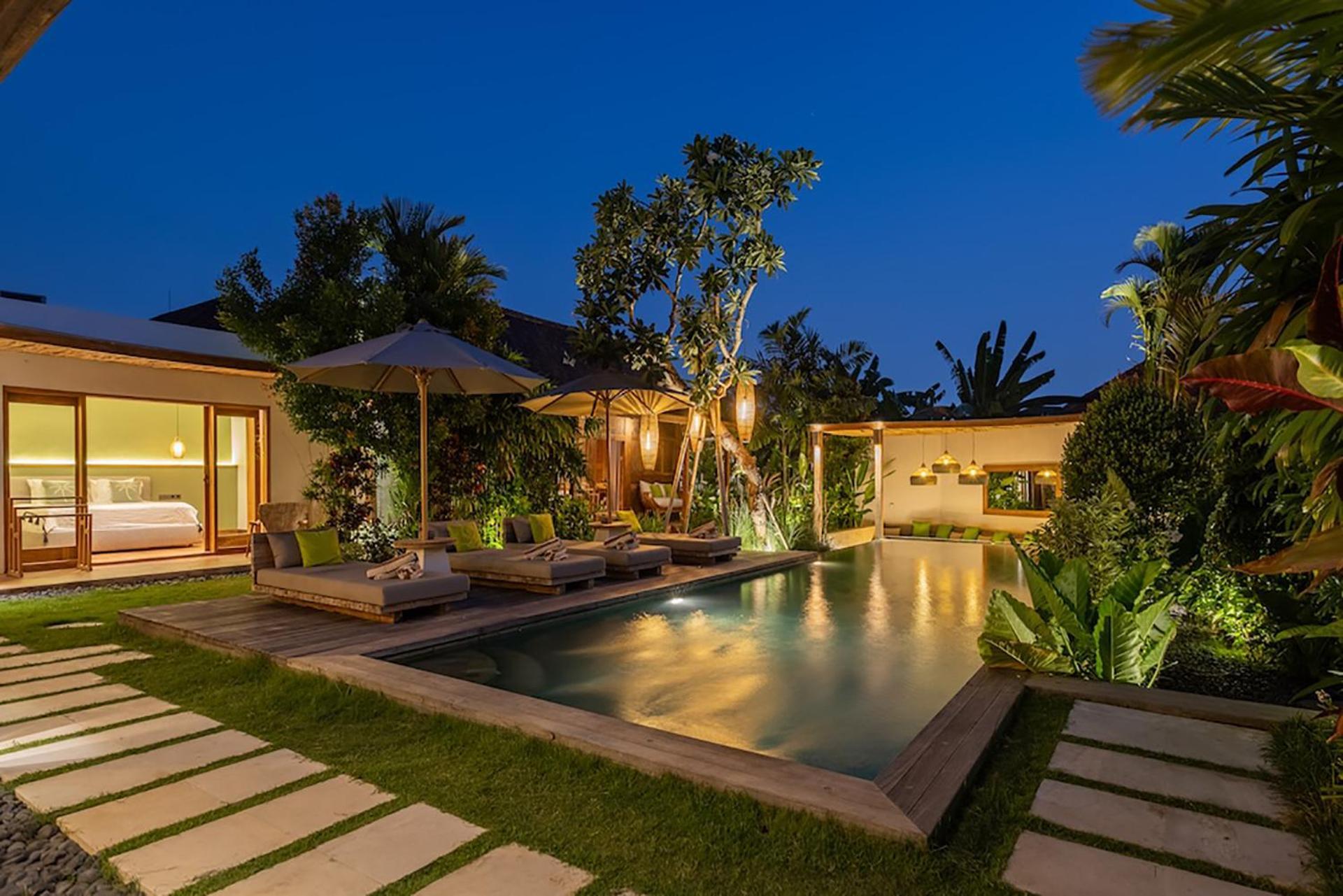 Sebelah Villa *
